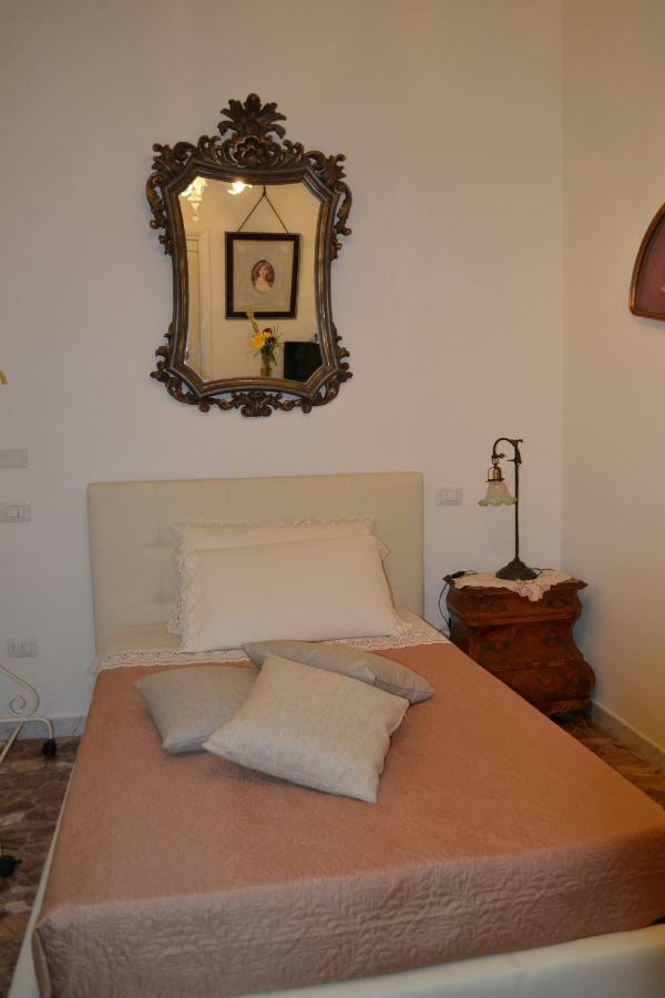 Le Signorine B&B ليتشي المظهر الخارجي الصورة