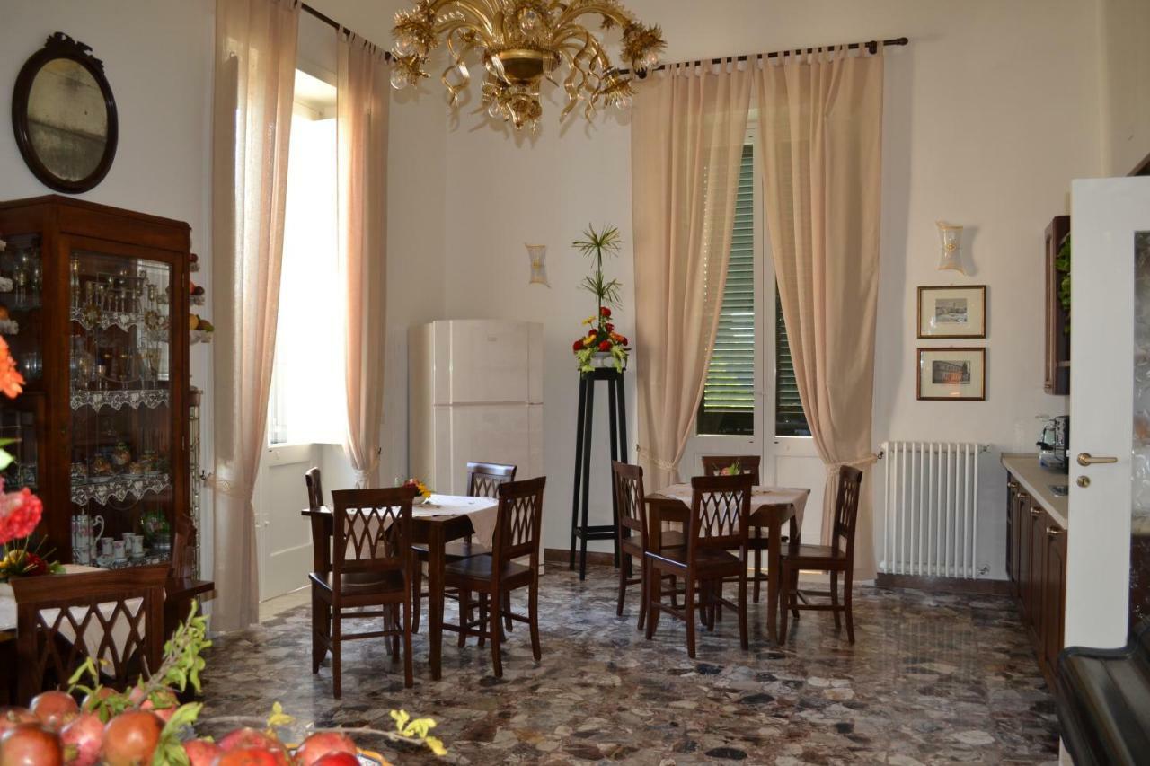 Le Signorine B&B ليتشي المظهر الخارجي الصورة
